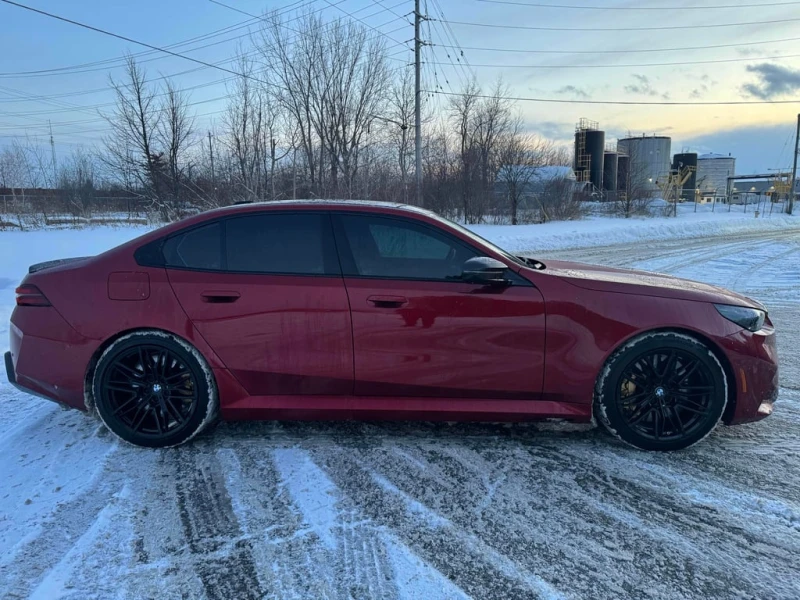 BMW M5 * Sedan * CARFAX * БЕЗ ПЪРВОНАЧАЛНА ВНОСКА, снимка 3 - Автомобили и джипове - 53200939