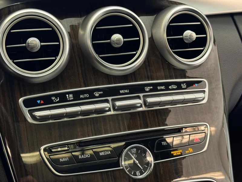 Mercedes-Benz C 300 C-Class 4MATIC АвтоКредит  (ЦЕНА ДО БГ), снимка 9 - Автомобили и джипове - 53586516
