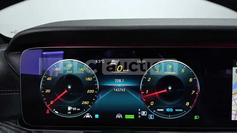 Mercedes-Benz E 220 d 4matic| DISTRONIC| HEAD-UP| BURMESTER| ВКЛ. ТЕХН, снимка 5 - Автомобили и джипове - 54401395