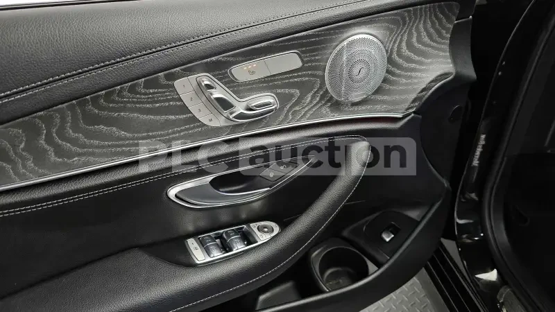 Mercedes-Benz E 220 d 4matic| DISTRONIC| HEAD-UP| BURMESTER| ВКЛ. ТЕХН, снимка 8 - Автомобили и джипове - 54401395