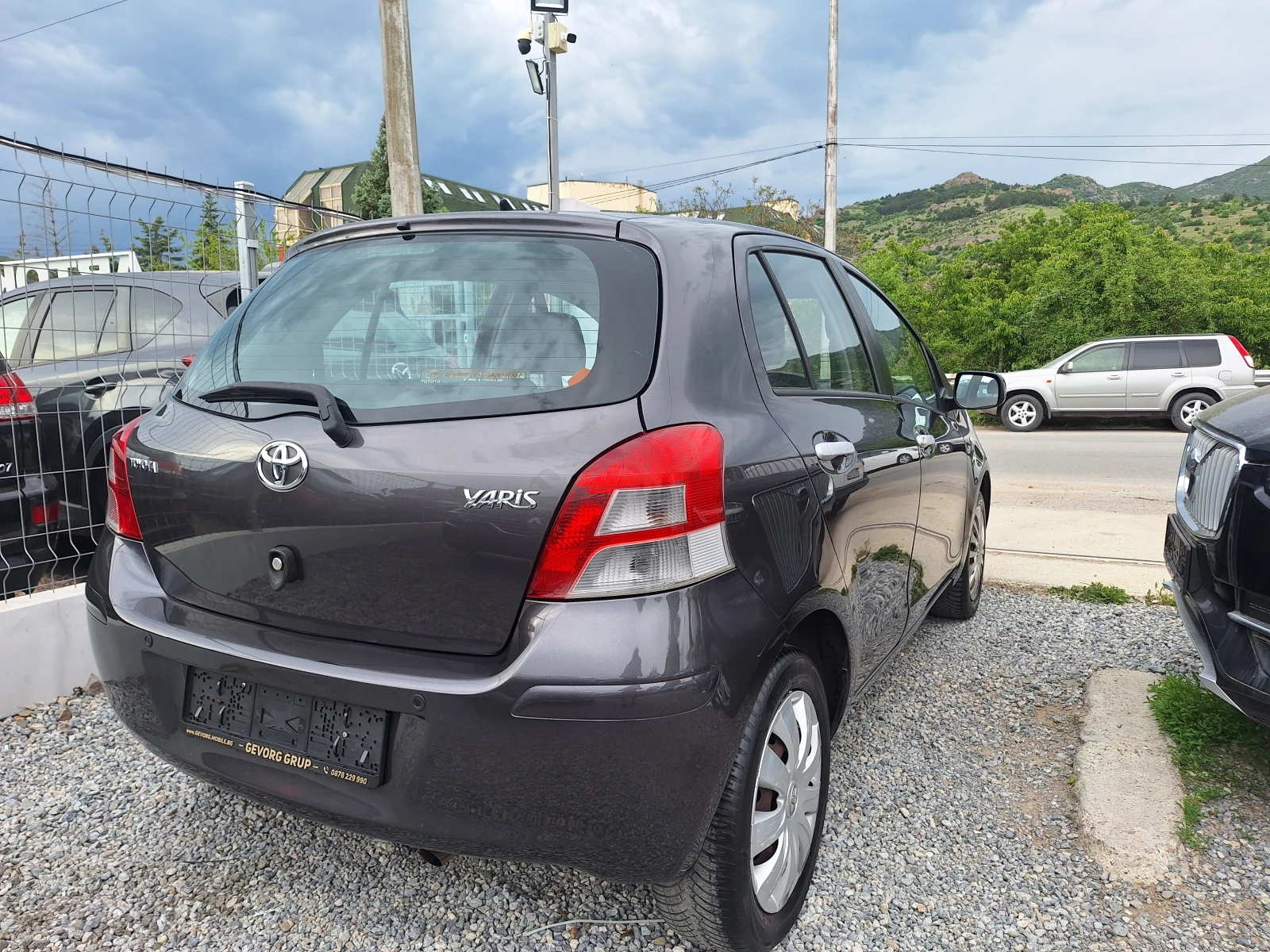 Toyota Yaris 1.3 KATO HOBA - изображение 4