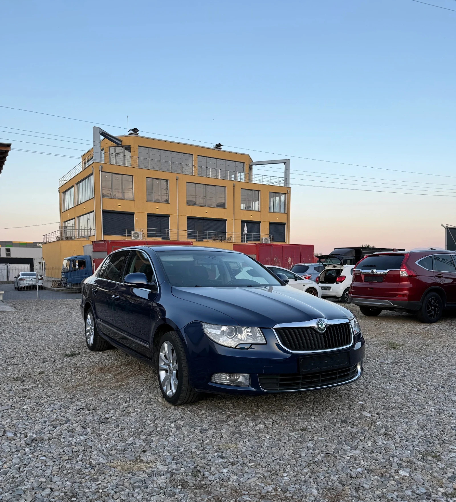 Skoda Superb 1.8 - изображение 2