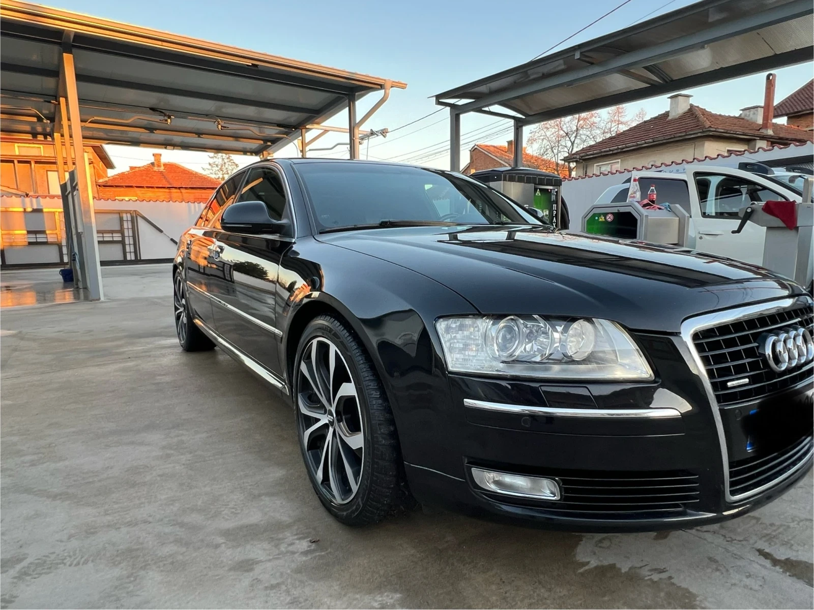 Audi A8  - изображение 2