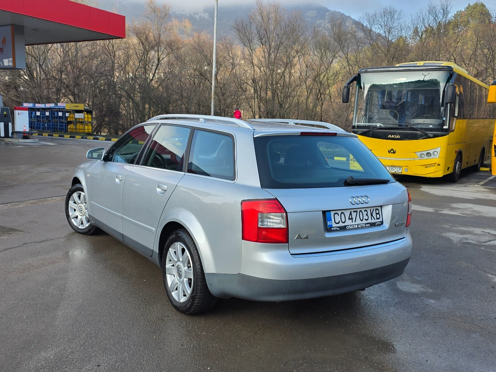 Audi A4 1.9TDI 131к.с. - изображение 4