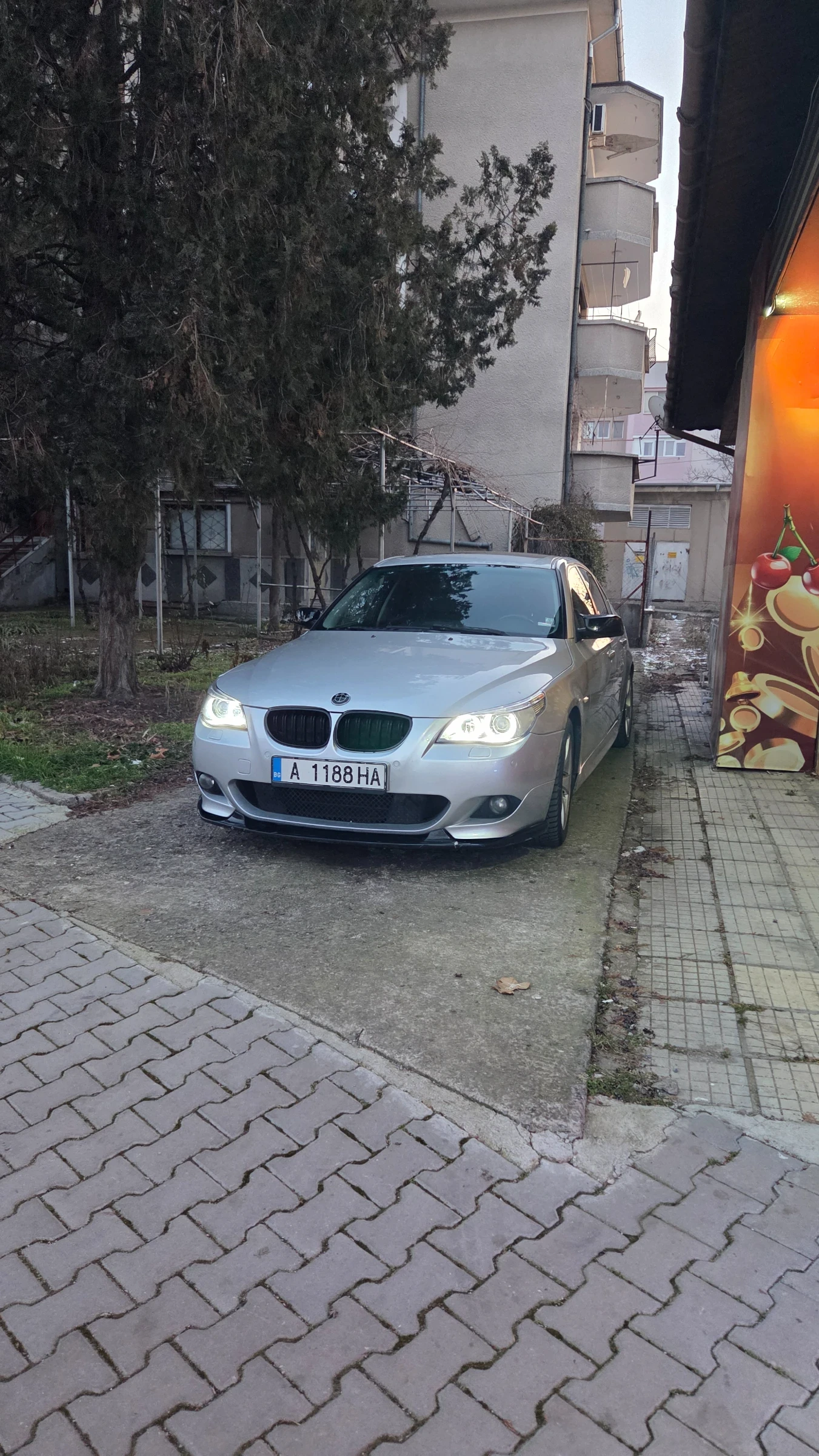 BMW 530 Е60 530i седан - изображение 7