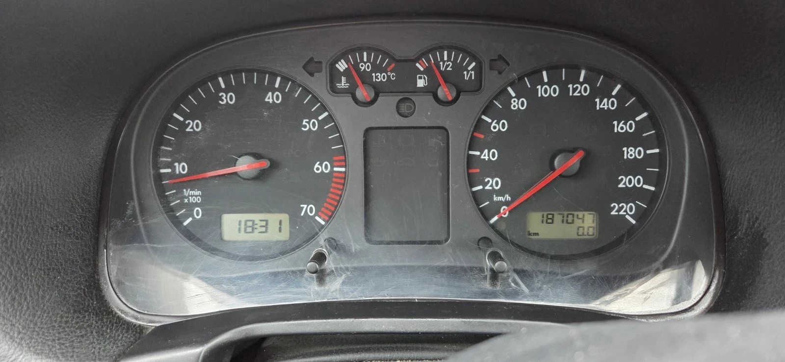 VW Golf 4, снимка 8 - Автомобили и джипове - 54044647