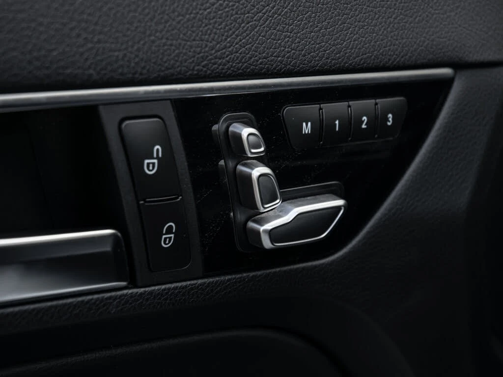 Mercedes-Benz E 400 АвтоКредит* (ЦЕНА ДО БГ), снимка 12 - Автомобили и джипове - 54056050