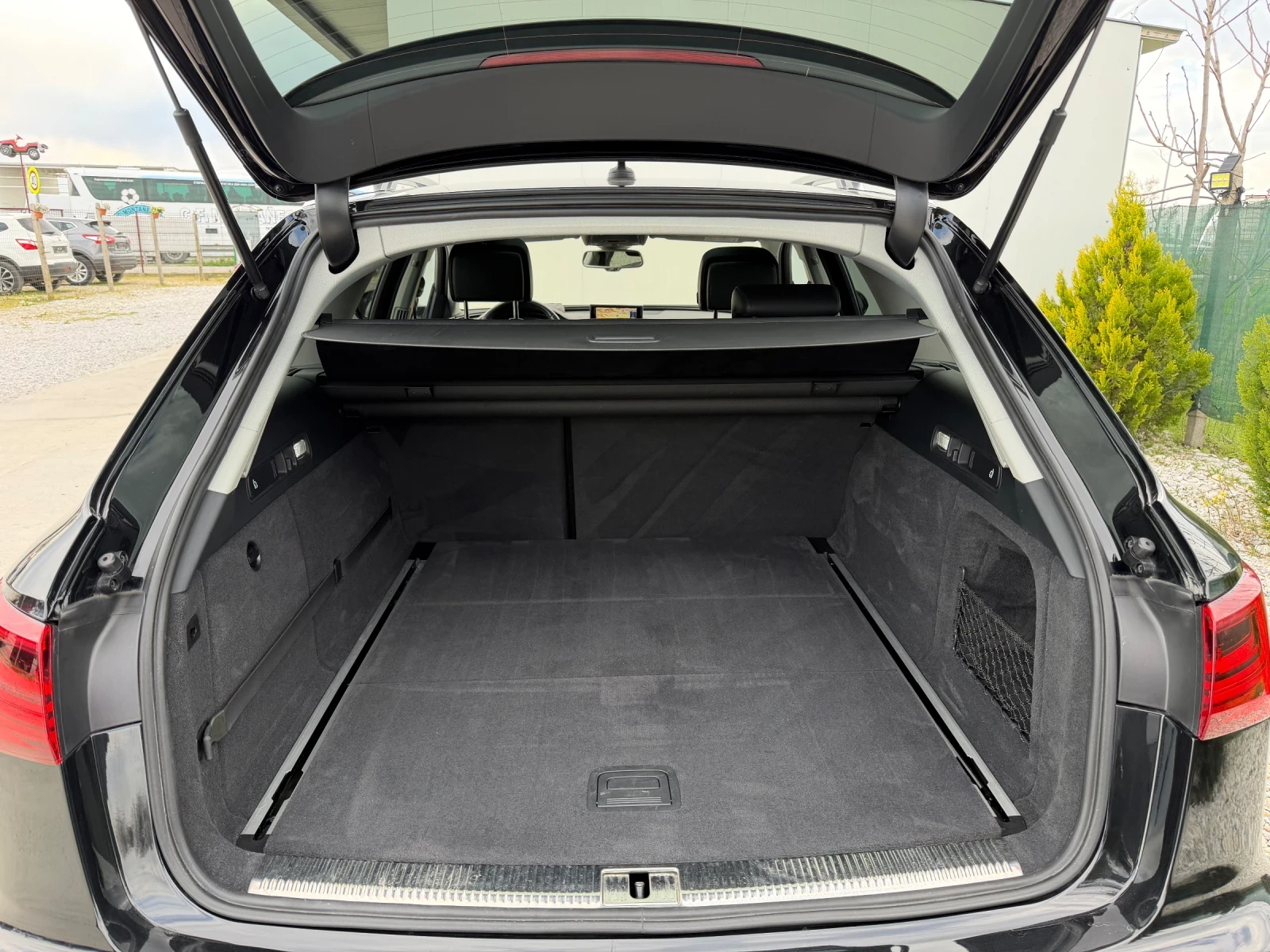 Audi A6 Allroad 3.0TDI 272kc. Allroad , снимка 16 - Автомобили и джипове - 54152133