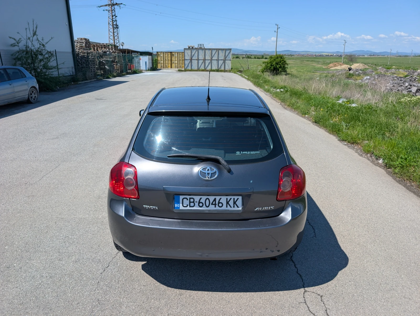 Toyota Auris, снимка 3 - Автомобили и джипове - 54163834