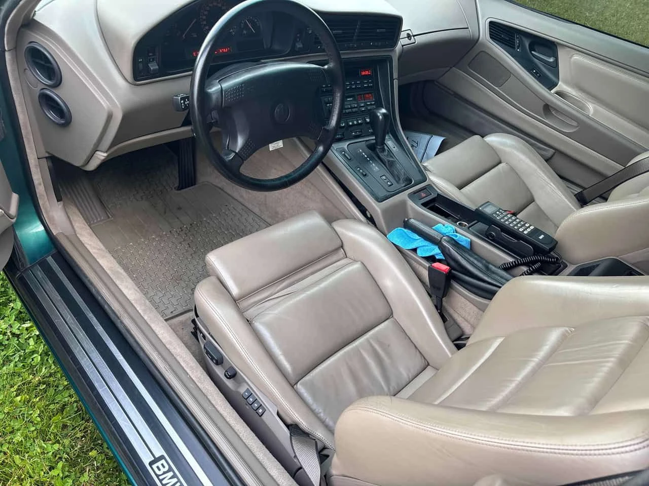 BMW 850 * ЧИСТА СЕРВИНА ИСТОРИЯ* ПЕРФЕКТНО СЪСТОЯНИЕ* , снимка 7 - Автомобили и джипове - 54813307