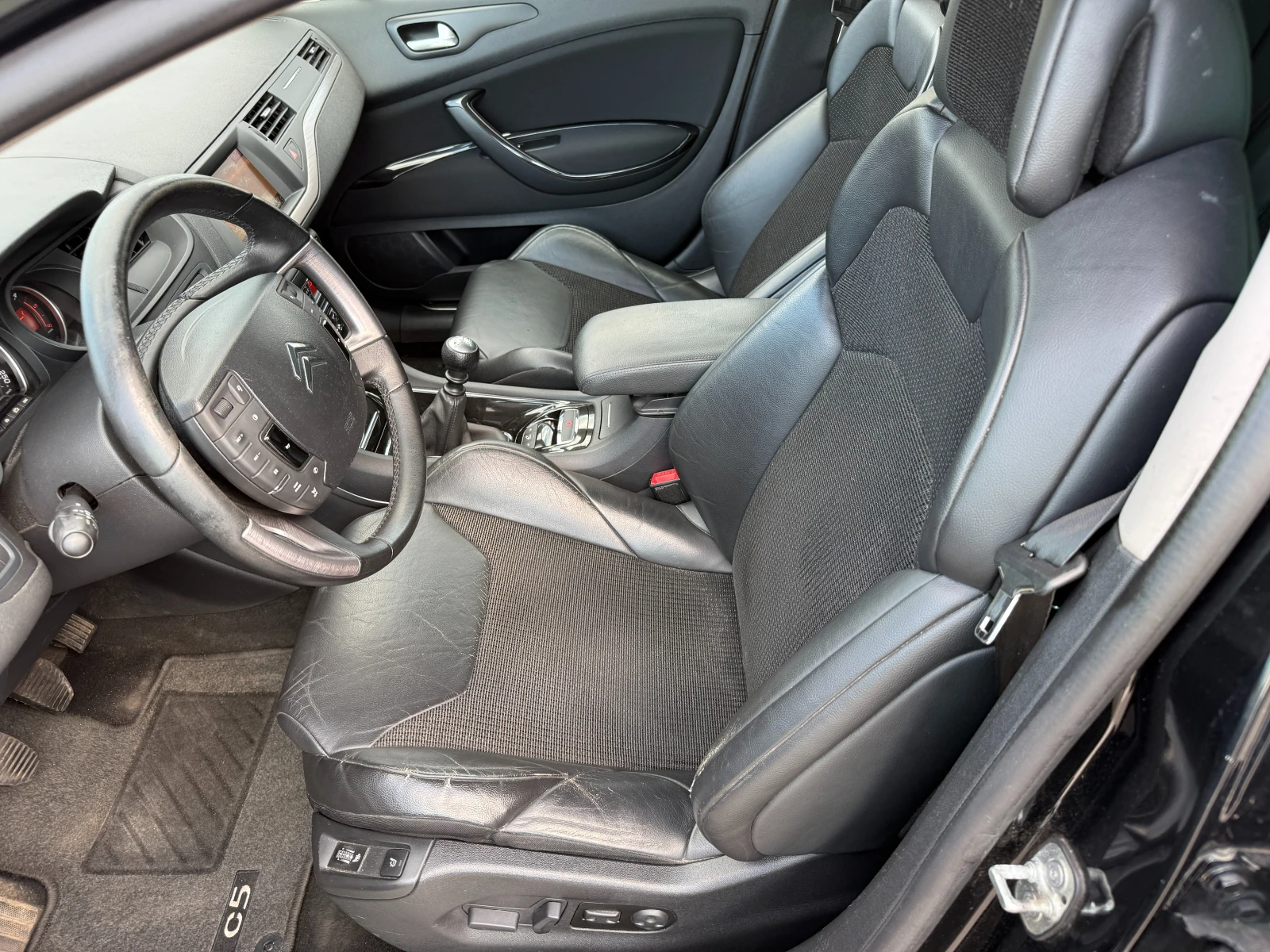 Citroen C5 Tourer Exclusive, снимка 9 - Автомобили и джипове - 55080845