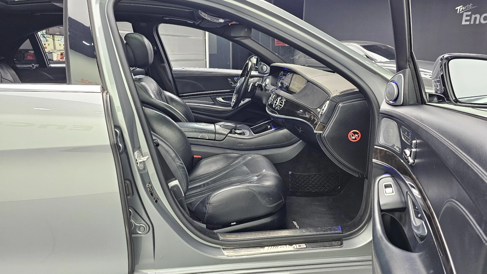 Mercedes-Benz S 63 AMG 4MATIC, снимка 10 - Автомобили и джипове - 55749197