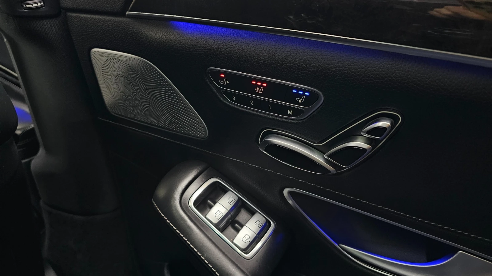 Mercedes-Benz S 63 AMG 4MATIC, снимка 16 - Автомобили и джипове - 55749197