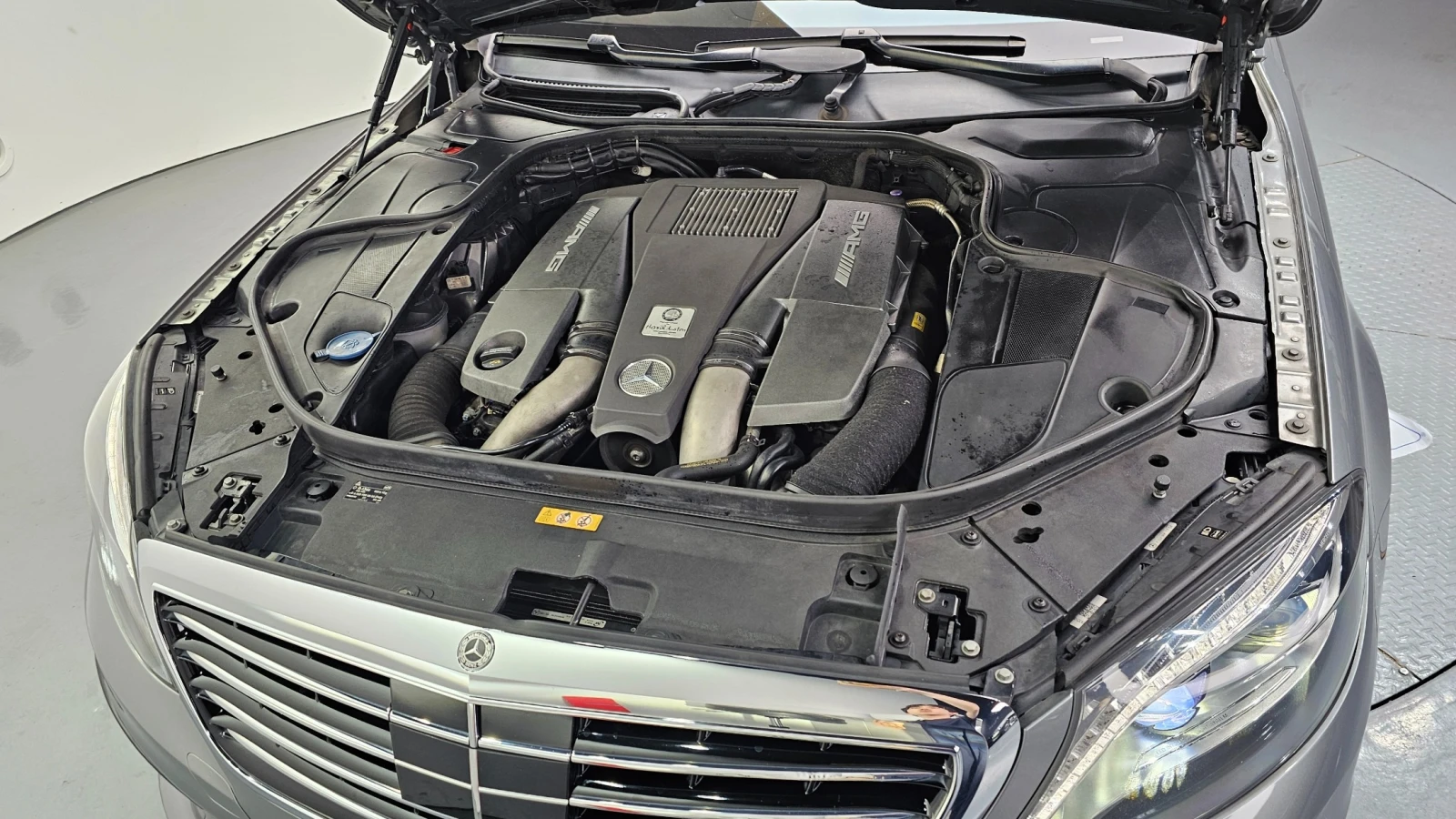 Mercedes-Benz S 63 AMG 4MATIC, снимка 6 - Автомобили и джипове - 55749197