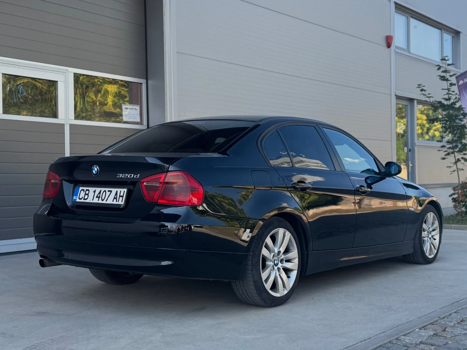 BMW 320 М47, снимка 4 - Автомобили и джипове - 55938756
