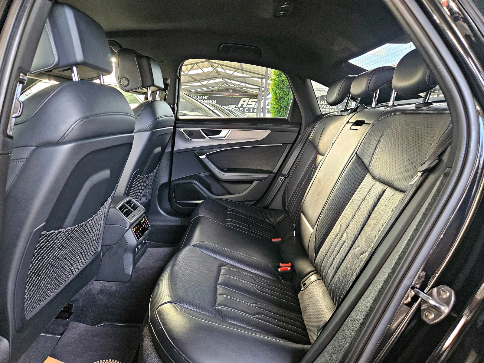 Audi A6 50TDI/MATRIX/S-LINE/CAMERA/BANG&OLUFSEN/AMBI/LIZI, снимка 16 - Автомобили и джипове - 56214395