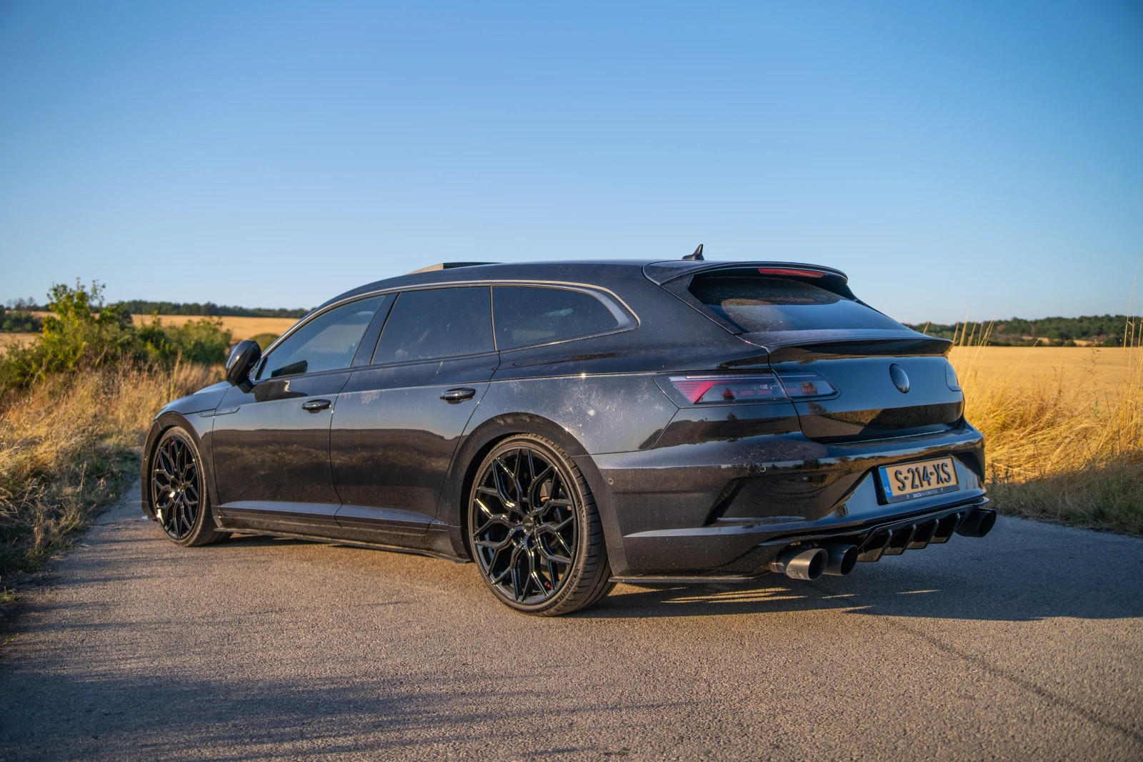 VW Arteon, снимка 3 - Автомобили и джипове - 56712670