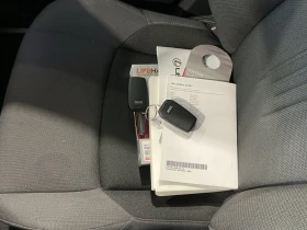 Toyota C-HR Dynamic+ LED Navi, снимка 11