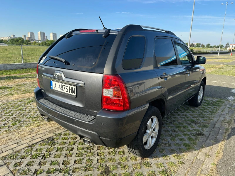 Kia Sportage, снимка 7 - Автомобили и джипове - 45870991