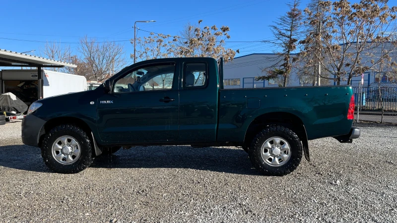 Toyota Hilux 2.5 4х4, снимка 17 - Автомобили и джипове - 48826685