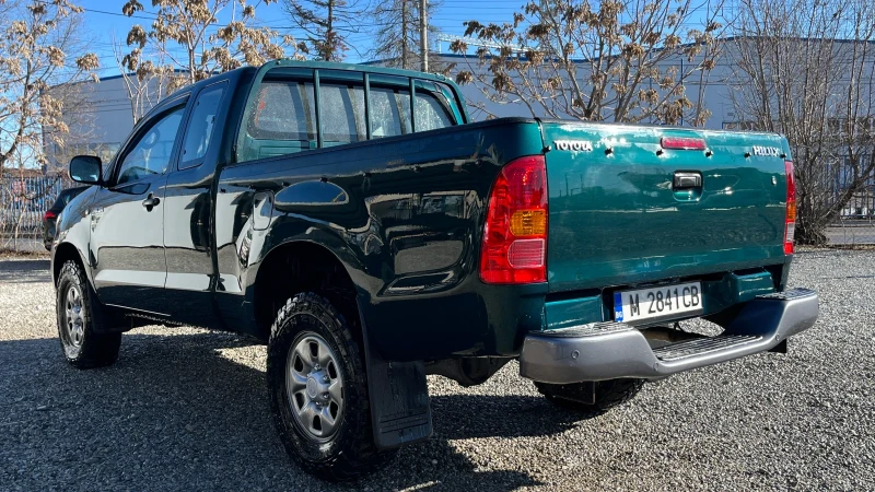 Toyota Hilux 2.5 4х4, снимка 5 - Автомобили и джипове - 48826685