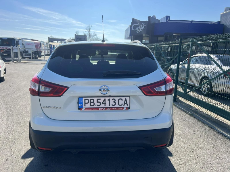 Nissan Qashqai, снимка 8 - Автомобили и джипове - 48849151