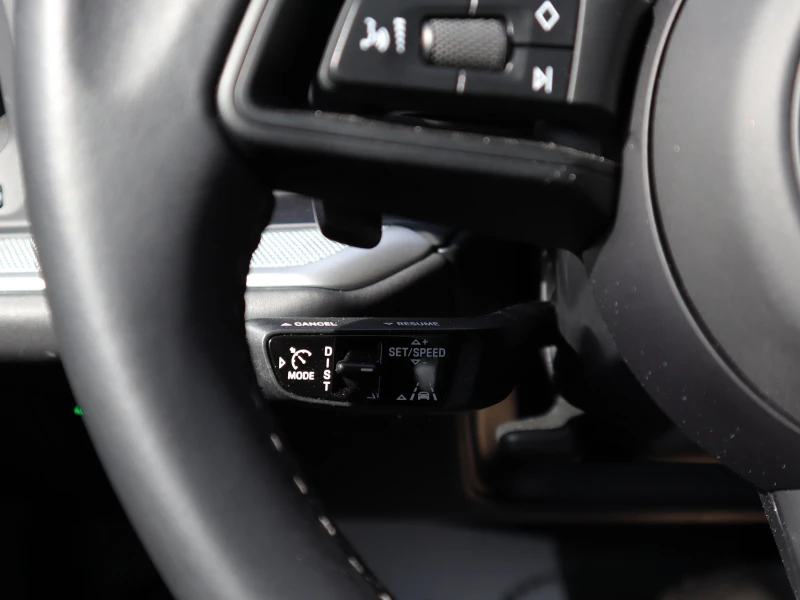 Porsche Cayenne Bose/Panorama/PASM/Matrix-LED, снимка 11 - Автомобили и джипове - 49262885