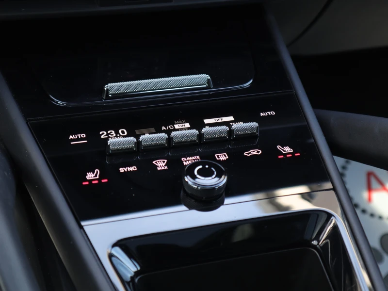 Porsche Cayenne Bose/Panorama/PASM/Matrix-LED, снимка 10 - Автомобили и джипове - 49262885