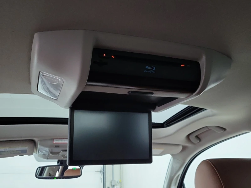 Toyota Sequoia * * PLATINUM* * AWD* * CARFAX* * TOP* * , снимка 12 - Автомобили и джипове - 52691368