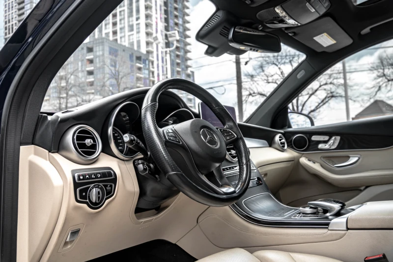 Mercedes-Benz GLC 300 4MATIC* DISTRONIC* LANE-ASSIST* 360CAM* HEATED SEA, снимка 8 - Автомобили и джипове - 52774883