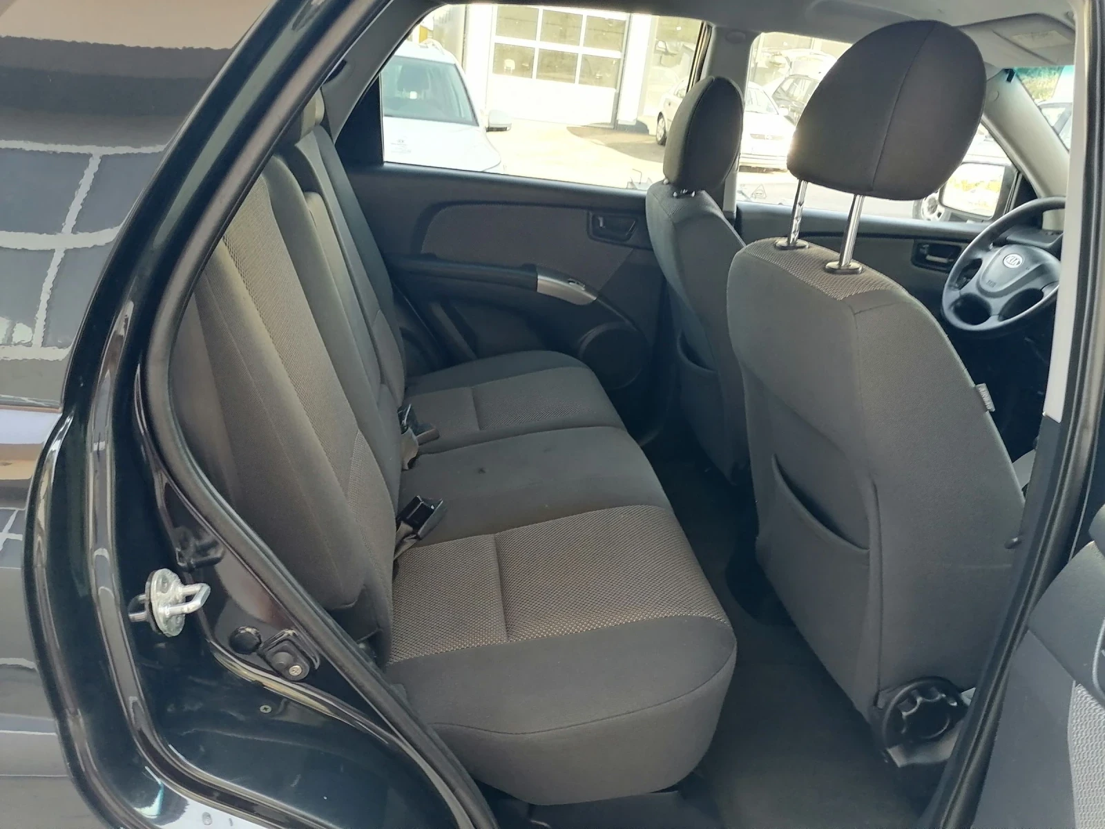 Kia Sportage 2.0I ГАЗ 4х4 141кс. - изображение 8