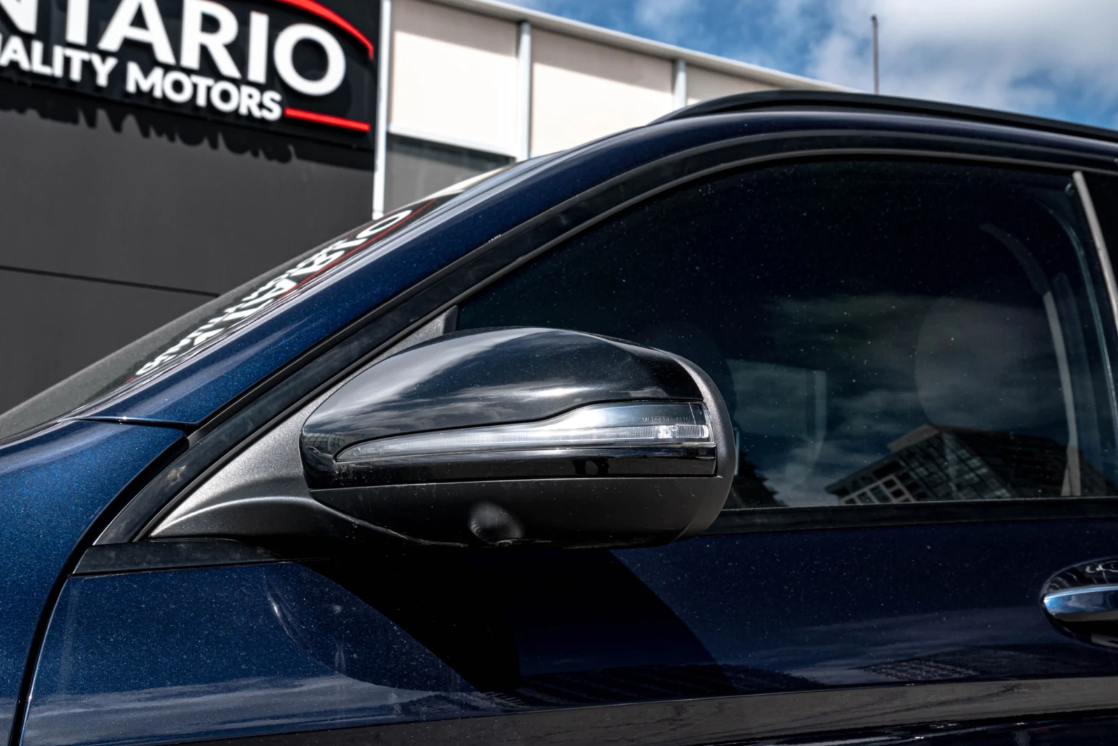 Mercedes-Benz GLC 300 4MATIC* DISTRONIC* LANE-ASSIST* 360CAM* HEATED SEA - изображение 4