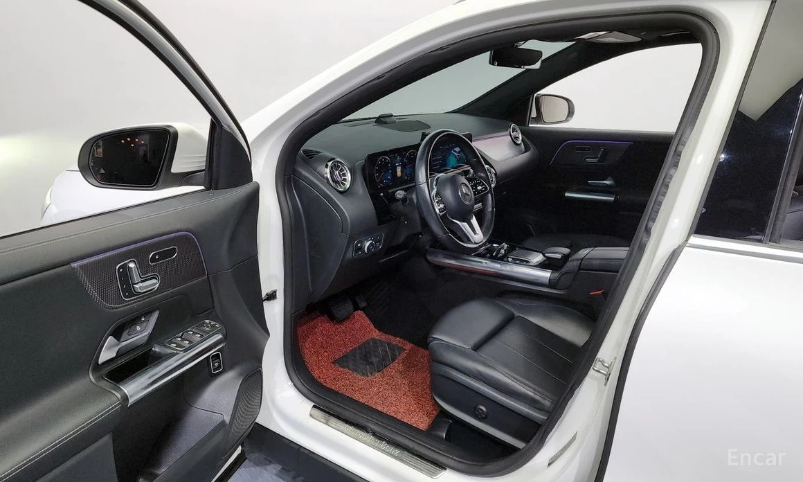 Mercedes-Benz GLA 220  - изображение 10