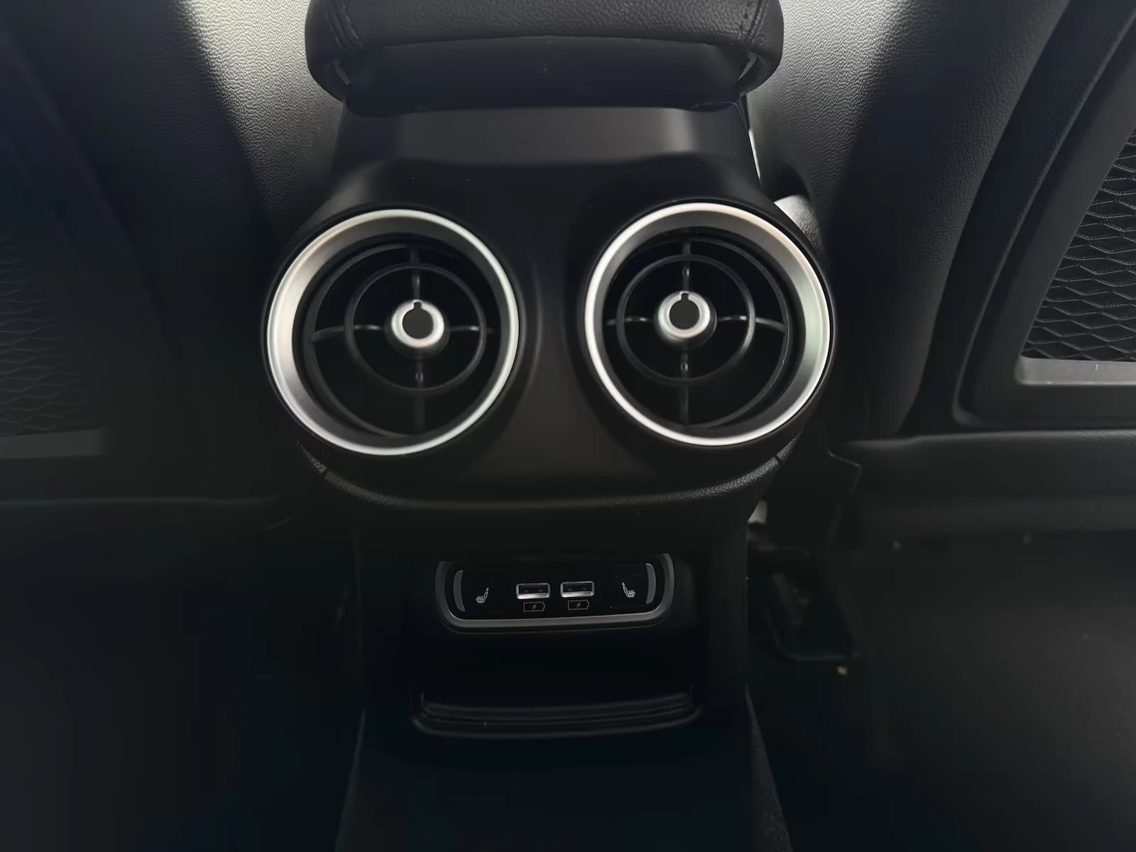 Alfa Romeo Stelvio VELOCE/Q4/280HP/CAM/XENON/ACC/1001v | Mobile.bg � ����������� 16
