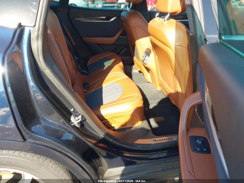 Maserati Levante 3.0l Granlusso, снимка 8 - Автомобили и джипове - 54097947