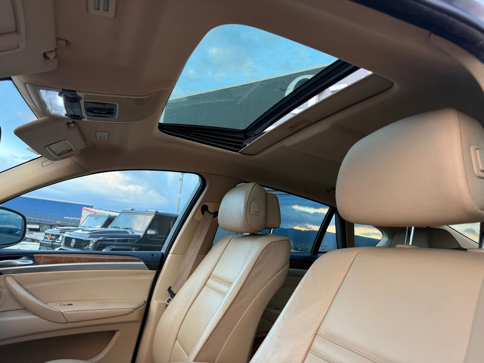 BMW X6 3.5xd Собствен лизинг !!! Напълно обслужена !!! , снимка 10 - Автомобили и джипове - 54630181