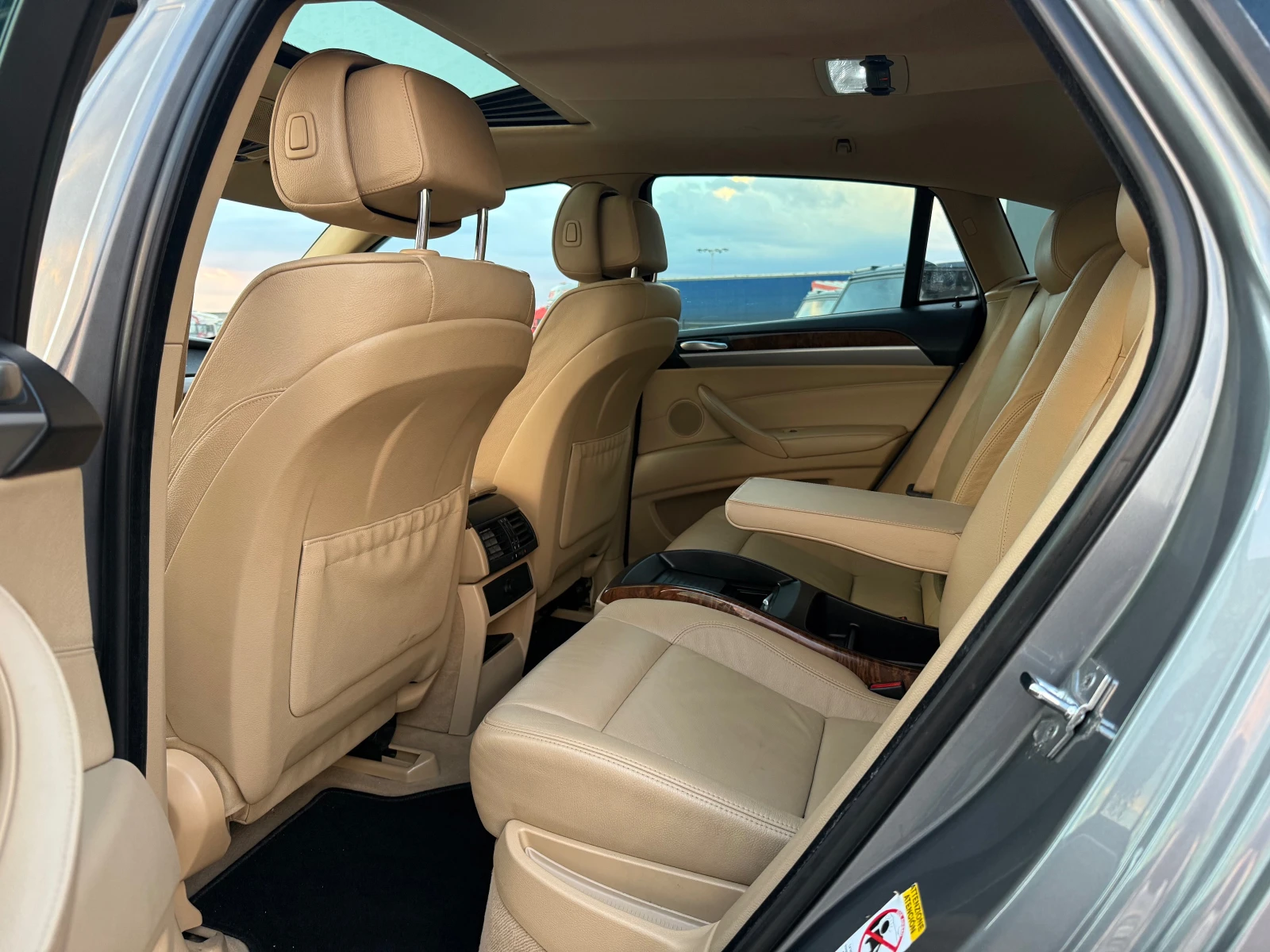 BMW X6 3.5xd Собствен лизинг !!! Напълно обслужена !!! , снимка 12 - Автомобили и джипове - 54630181
