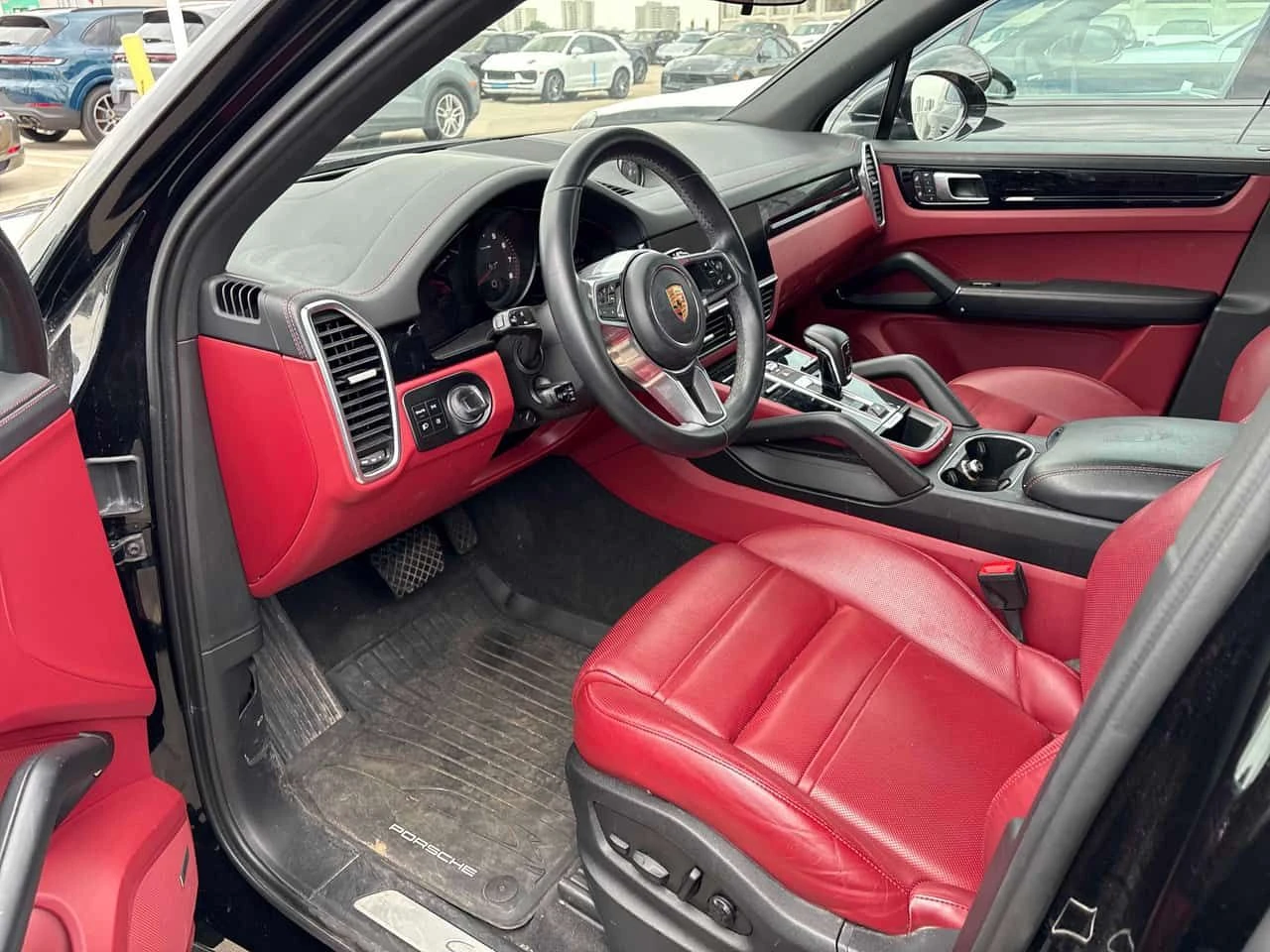 Porsche Cayenne * AWD * CARFAX * БЕЗ ПЪРВОНАЧАЛНА ВНОСКА, снимка 5 - Автомобили и джипове - 54885158