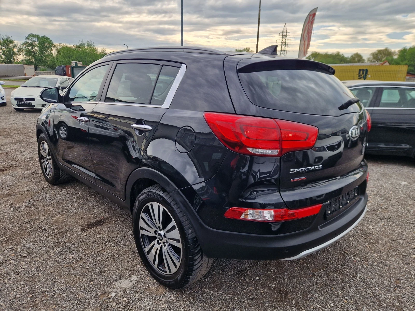 Kia Sportage 2.0CRDI 136HP. 4x4 RЕBEL ITALIA, снимка 4 - Автомобили и джипове - 55103346