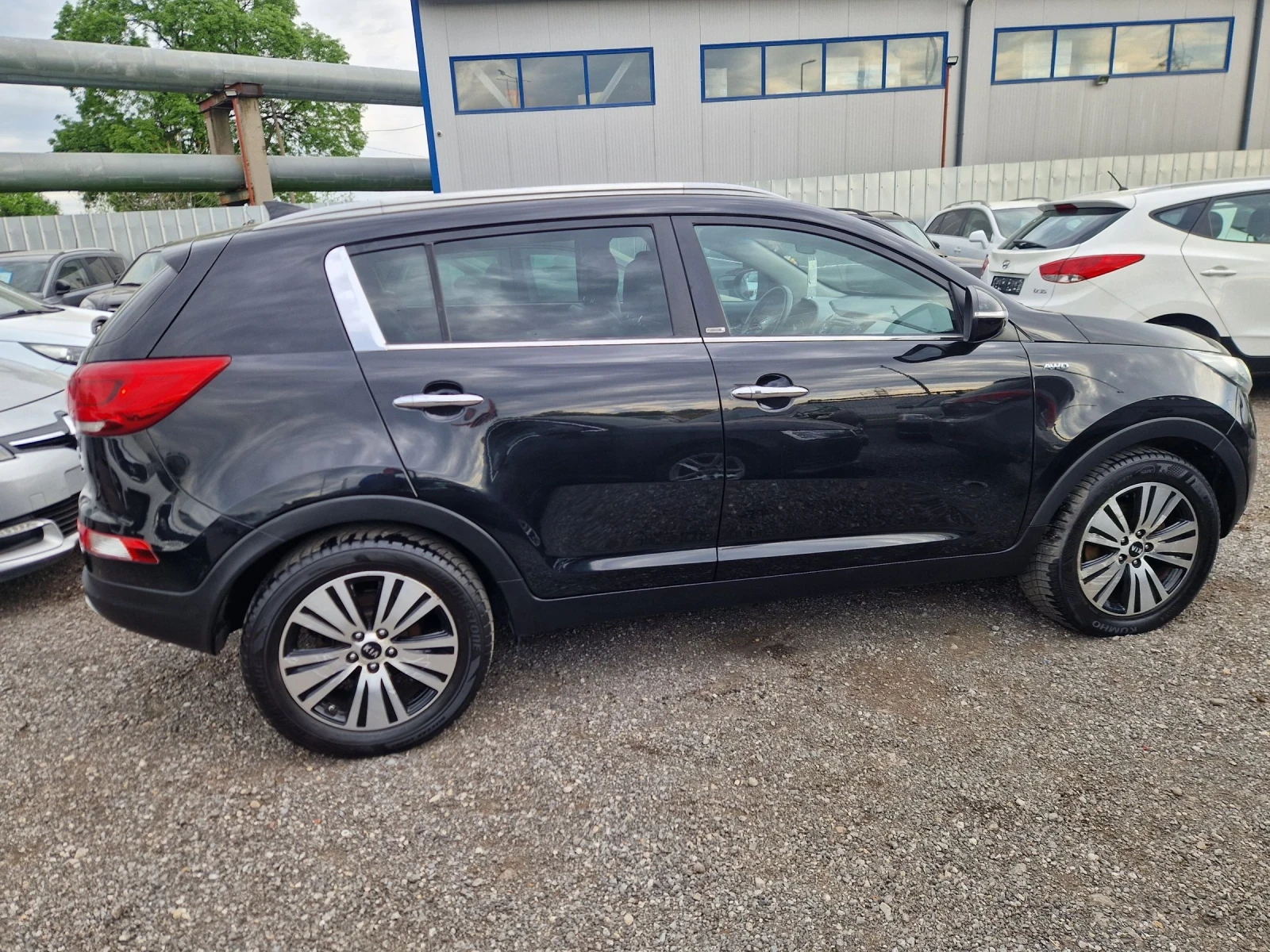 Kia Sportage 2.0CRDI 136HP. 4x4 RЕBEL ITALIA, снимка 8 - Автомобили и джипове - 55103346