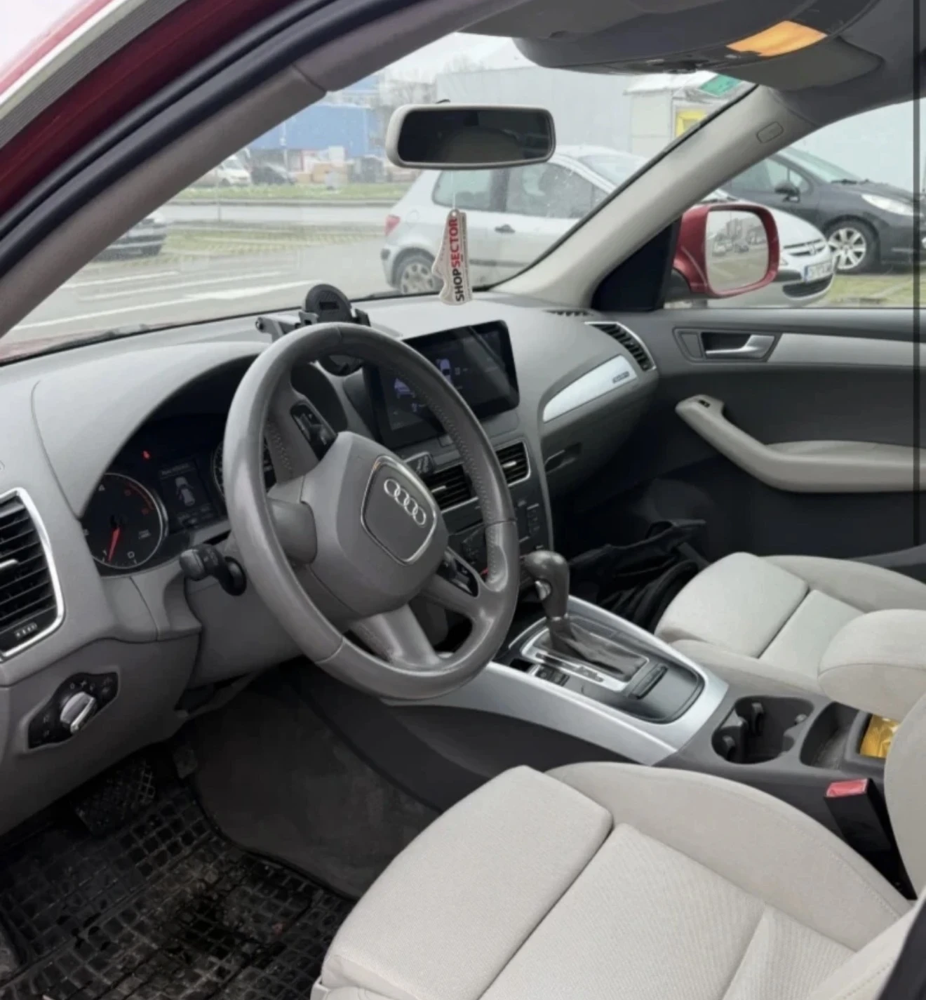 Audi Q5, снимка 7 - Автомобили и джипове - 55730615