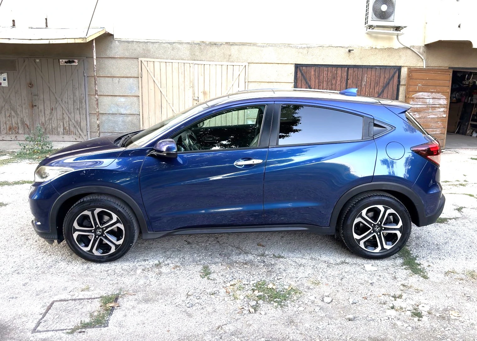Honda Hr-v 1.5 Автомат, снимка 7 - Автомобили и джипове - 55826277