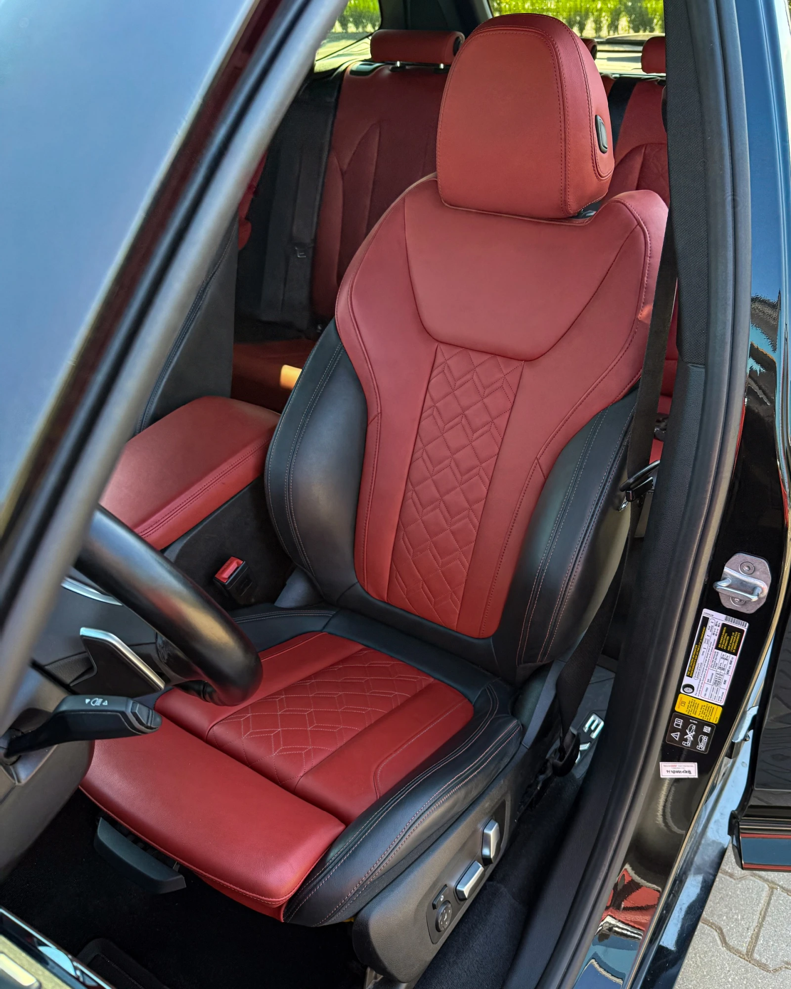 BMW X3 M40i | DIST+ | 360 | Individual | Ultimate Package, снимка 13 - Автомобили и джипове - 55886454