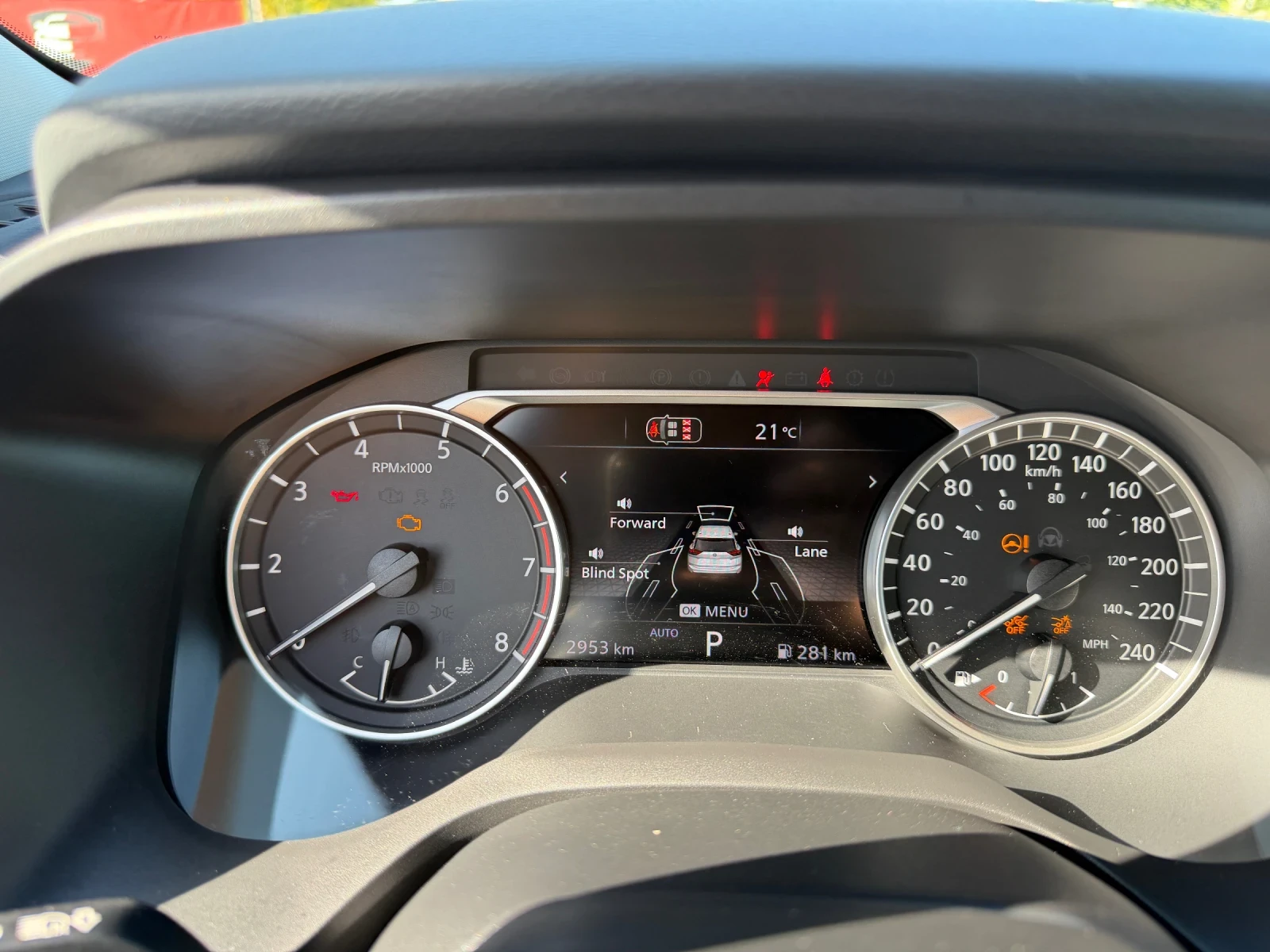Nissan Rogue AWD 1.5L * 2953�� *  | Mobile.bg � ����������� 10