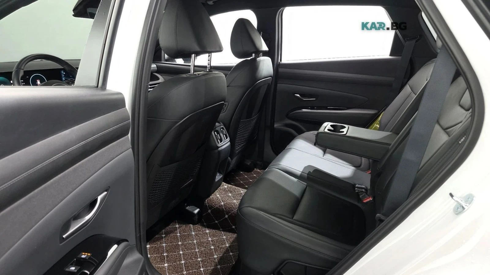 Hyundai Tucson, снимка 11 - Автомобили и джипове - 56687382