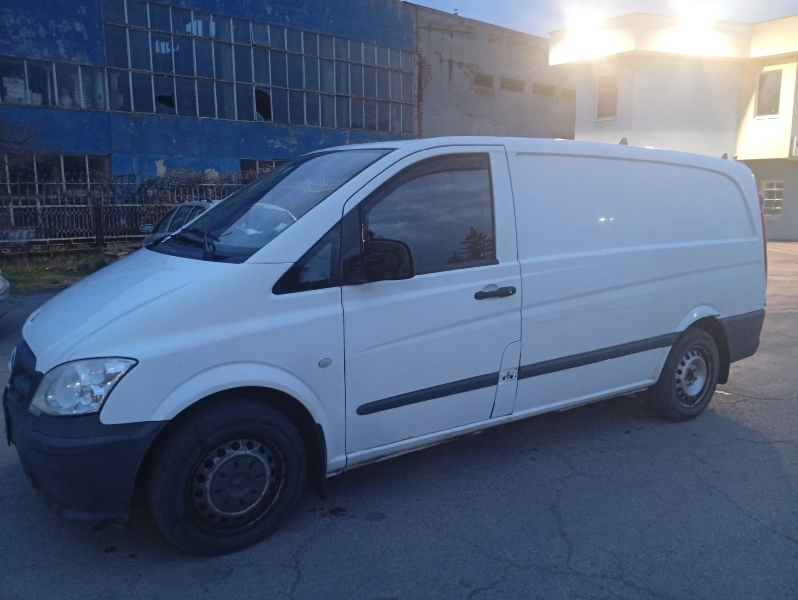 Mercedes-Benz Vito 113, снимка 4 - Бусове и автобуси - 53904638