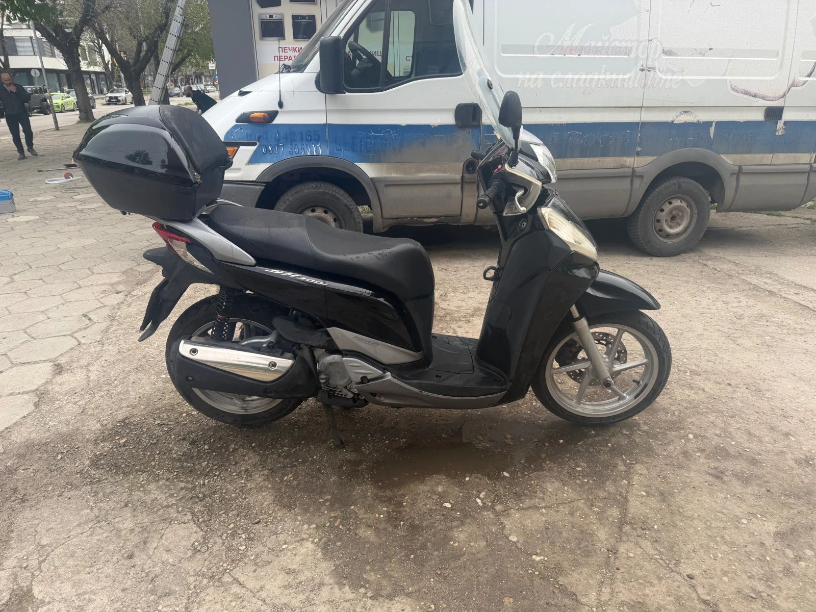 Honda Sh 300I, снимка 2 - Мотоциклети и мототехника - 54314435