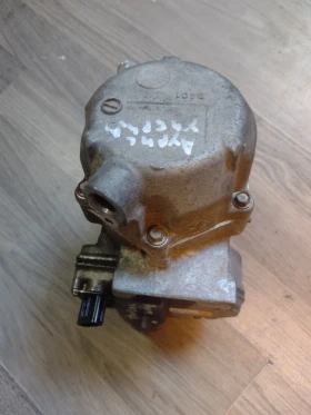042200-1330    TOYOTA AURIS HYBRID  DENSO ES14C 042200-1330 | Mobile.bg    5