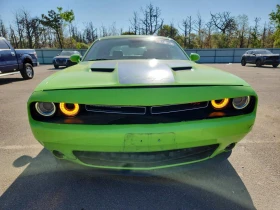 Dodge Challenger SXT PLUS, снимка 5
