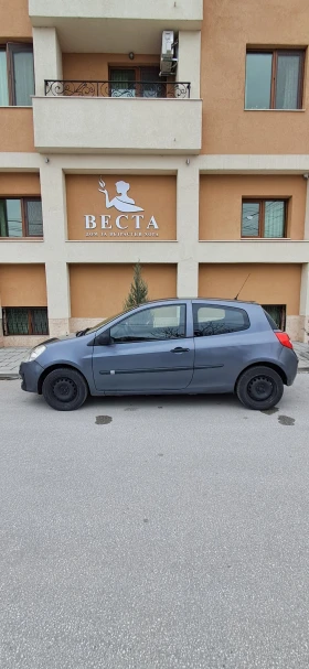 Renault Clio 1.2 75hp, снимка 3